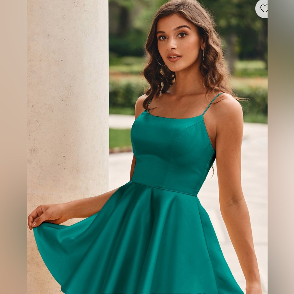 Beautiful dress for school homecoming, dance, or other special occasions